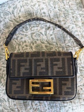 💎 fendi Designer Monogram Shoulder Bag in Brown with Gold Hardware